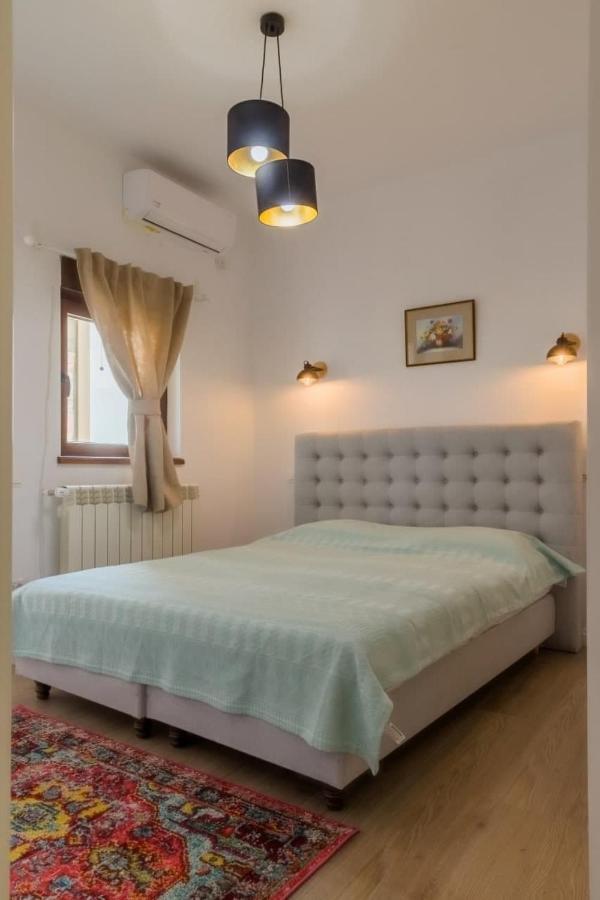 Inova Central Apartment Bucharest Luaran gambar