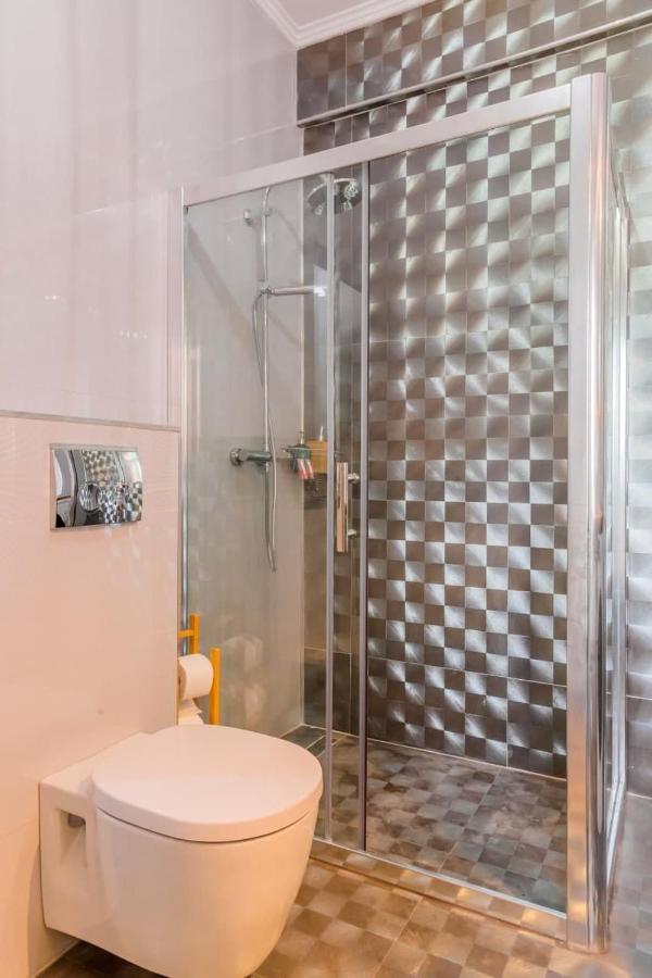 Inova Central Apartment Bucharest Luaran gambar