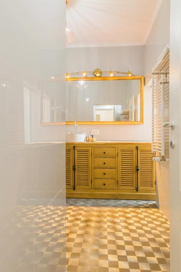 Inova Central Apartment Bucharest Luaran gambar